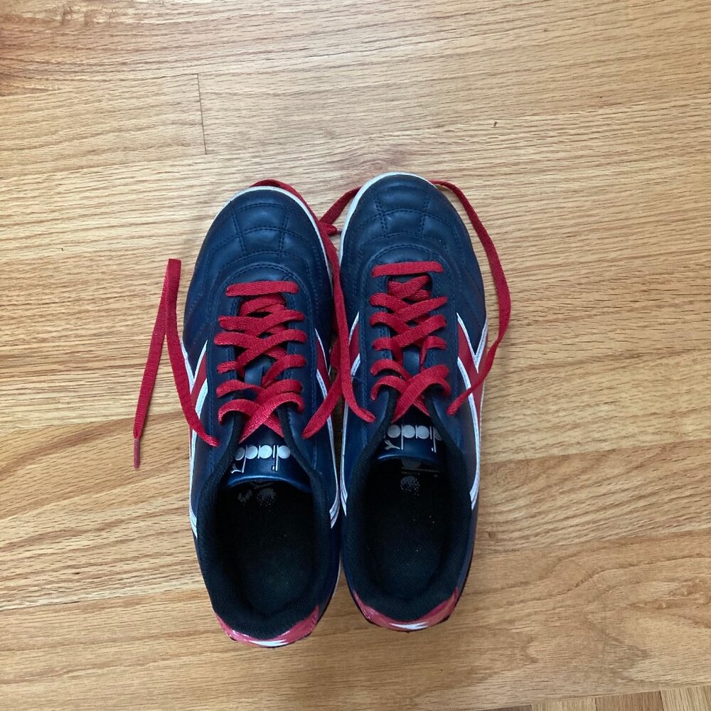 Diadora Capitano ID Indoor Soccer Shoes